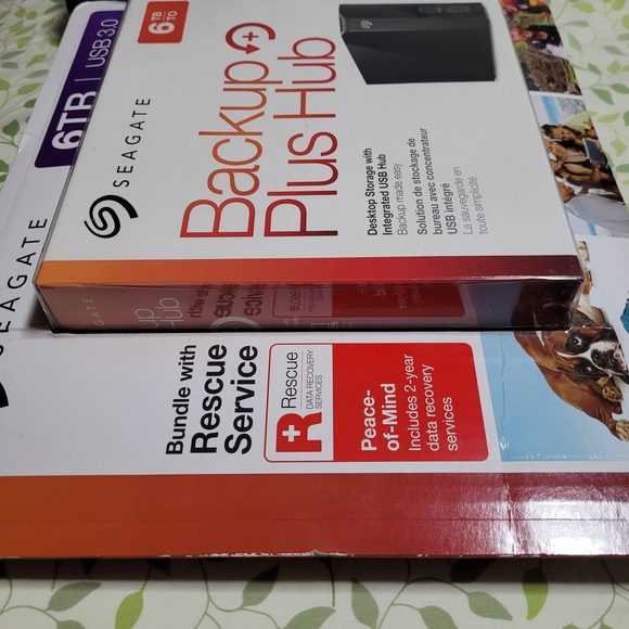 Seagate Backup Plus Hub 6TB External Hard Drive - Black (NWT) - Picture 3 of 6